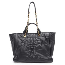 将图像加载到图库查看器中，CHANEL Deauville embossed tote BlackAS3257 Lambskin Size Large
