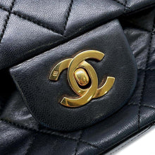 Load image into Gallery viewer, CHANEL Double Flap Matelasse ChainShoulder BlackA01112 Lambskin Size 25
