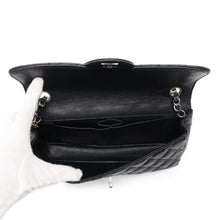 将图像加载到图库查看器中，CHANEL Matelasse ChainShoulder Black Caviar Leather
