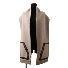 Load image into Gallery viewer, HERMES Scarf &quot;Teddy Pocket&quot; desaire Wool 65% Cashmere35%

