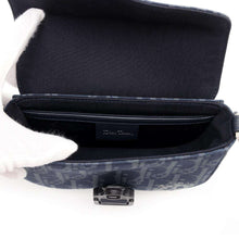 将图像加载到图库查看器中，Dior Oblique Saddle Shoulder Bag Tears Collection Navy2ADCA435DDO CottonDenim Leather
