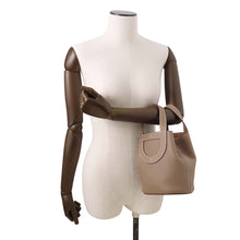 Load image into Gallery viewer, HERMES in-the-loop Tote Bag Etoupe Taurillon Clemence Swift Leather Size 18
