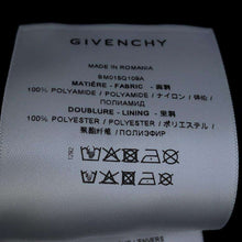 将图像加载到图库查看器中，Givenchy NylonJacket Size 52 BlackBM015Q109A Nylon100%
