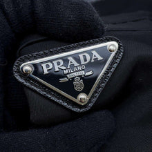 将图像加载到图库查看器中，PRADA sweater Size 42 Gray/BlackP24R1P Wool 70% Cashmere30% Nylon100%
