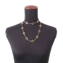 将图像加载到图库查看器中，Van Cleef &amp; Arpels Vintage Alhambra Necklace 20 motifs 2023 Holiday CollectionVCARP7S700 18K Pink Gold
