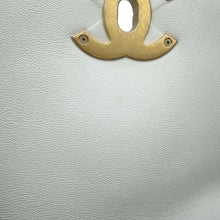 Load image into Gallery viewer, CHANEL CHANEL19 ChainShoulder Bag IvoryAS1160 Lambskin
