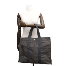 将图像加载到图库查看器中，HERMES Her Line Tote Gray Canvas Size GM
