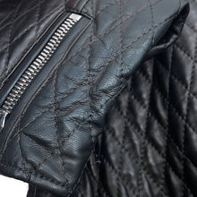 Load image into Gallery viewer, GUCCI Riders Size 38 Black543604 Lamb Leather100%

