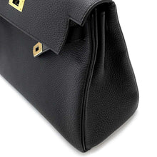 Load image into Gallery viewer, HERMES Kelly Retourne Black Togo Leather Size 28
