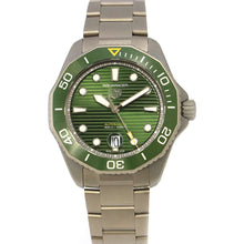 将图像加载到图库查看器中，TAG HEUER Aquaracer Professional 300 W43mm Ti Green DialWBP208B.BF0631
