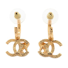 Load image into Gallery viewer, CHANEL CC Logo Earrings Gold Metal
