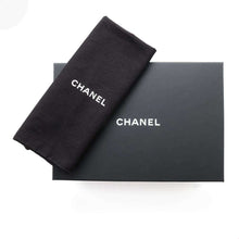 Load image into Gallery viewer, CHANEL ChainShoulder Bag Vanity Case Playing Cards BlackAP3079 Caviar Leather
