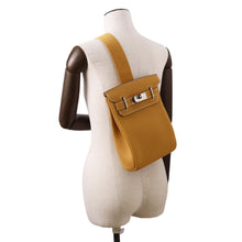 Load image into Gallery viewer, HERMES kelly akkad Natural Sable Togo Leather Size PM
