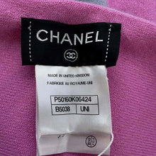 Load image into Gallery viewer, CHANEL 1PCC Logo Long Scarf Pink/GrayP50160 Cashmere100%
