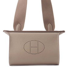 Load image into Gallery viewer, HERMES Videpoches Shoulder Bag Etoupe Togo Leather
