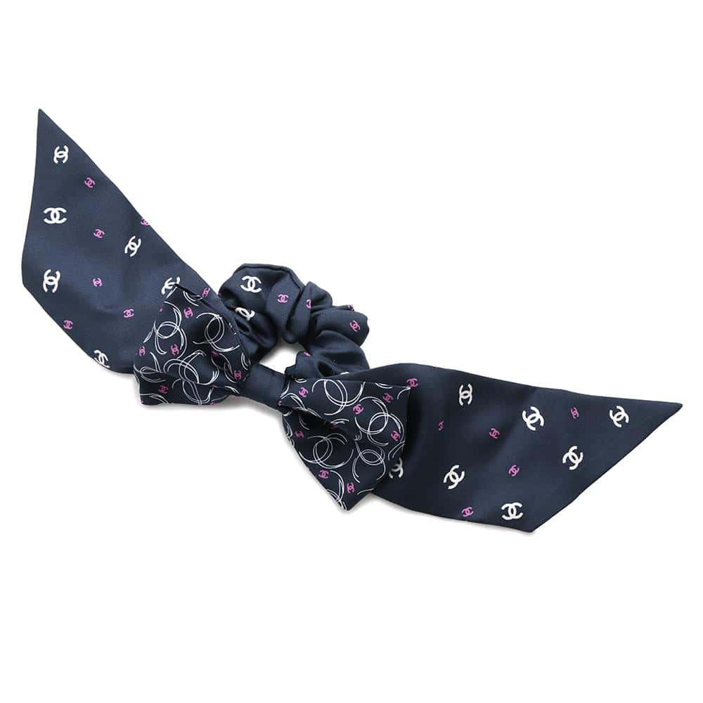 CHANEL CC Logo Ribbon Motif Scrunchie Navy/White/PinkAA9376 Silk100%