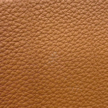 Load image into Gallery viewer, HERMES Kelly Retourne Gold Togo Leather Size 25
