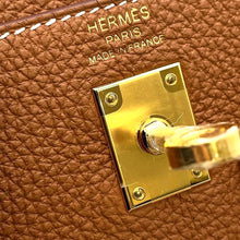 Load image into Gallery viewer, HERMES Kelly Retourne Gold Togo Leather Size 25
