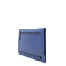 将图像加载到图库查看器中，Berluti Logo Clutch Bag Blue Leather
