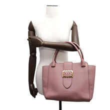 将图像加载到图库查看器中，BURBERRY 2wayHandbag Pink Leather
