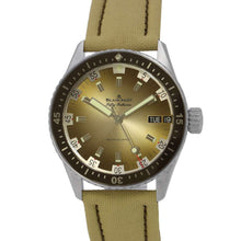 Load image into Gallery viewer, Blancpain Fifty Fathoms Bats Scarf Day-Date Desert Edition Limited to 500 pieces worldwide W43mm Stainless Steel SailCanvas Desert Color Dial5052 1146 E52A
