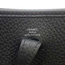 将图像加载到图库查看器中，HERMES Evelyne Black Taurillon Clemence Size TPM
