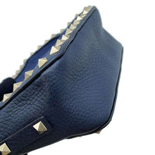 将图像加载到图库查看器中，Valentino Garavani RockStudded Shoulder Bag Navy Canvas Leather
