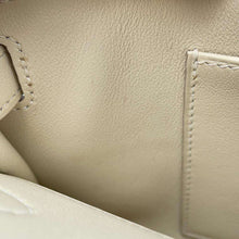 将图像加载到图库查看器中，HERMES Kelly cut Parchement Swift Leather
