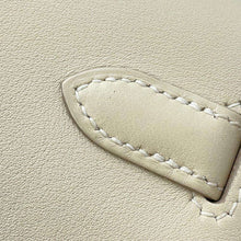 将图像加载到图库查看器中，HERMES Kelly cut Parchement Swift Leather
