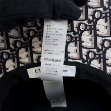 Load image into Gallery viewer, Dior Bucket hat with tulle Size 57 Black95TDD924G135 Polyurethane50% Cotton34% Polyester16%
