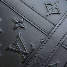 Load image into Gallery viewer, LOUIS VUITTON trunk sling bag NoirM57952 Monogram・Seal Leather
