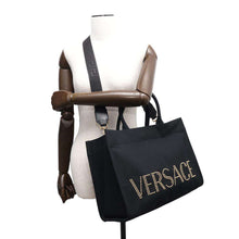 将图像加载到图库查看器中，Gianni Versace Studded Logo 2WAY Tote Bag Black1A10397 Canvas
