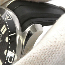 Load image into Gallery viewer, OMEGA Seamaster Diver 300M W42mm Stainless Steel Rubber Black Dial210.32.42.20.01.001
