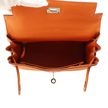 Load image into Gallery viewer, HERMES Kelly Retourne Orange Togo Leather Size 25
