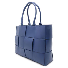 Load image into Gallery viewer, Bottega Veneta MAXI INTRECCIATO THE ARCO Navy756682 Leather Size Medium
