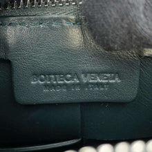 将图像加载到图库查看器中，Bottega Veneta cassette camera bag Dark Green730027 Calf Leather
