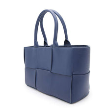 将图像加载到图库查看器中，Bottega Veneta Arco Tote Bag Blue652867 Lambskin Size Small
