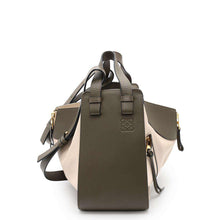 Load image into Gallery viewer, LOEWE hammock Khaki/IvoryA538S35X194366 Leather Size Small
