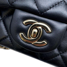 Load image into Gallery viewer, CHANEL Matelasse ChainShoulder Bag BlackA69900 Lambskin Size 20
