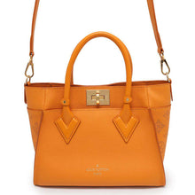 将图像加载到图库查看器中，LOUIS VUITTON On My Side OrangeM57730 Mahina Calf Leather Size PM
