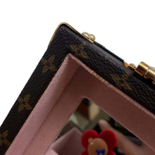 Load image into Gallery viewer, LOUIS VUITTON Bowat Amsik Vivienne PinkGI0267 Monogram
