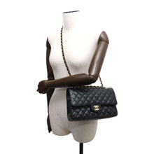 Load image into Gallery viewer, CHANEL Matelasse Double Flap ChainShoulder Bag BlackA01112 Caviar Leather Size 25
