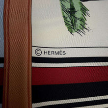 Load image into Gallery viewer, HERMES Horsewear Couvertures et tenues de Jour Size 90 Creme/Rouge H/Blue/Multicolor Silk100%
