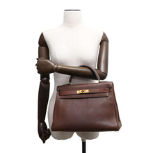 Load image into Gallery viewer, HERMES Kelly Brown Ardennes Leather Size 32
