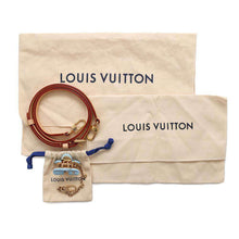 Load image into Gallery viewer, LOUIS VUITTON LVRemix Reade SkyM24144 Monogram Vernis Leather Size PM
