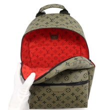 Load image into Gallery viewer, LOUIS VUITTON Discovery・Backpack KhakiM46802 Monogram・Tone Size PM
