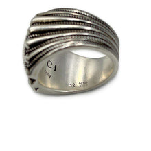 Load image into Gallery viewer, GUCCI Interlocking G Sterling Size 12 Silver726400 Ag925
