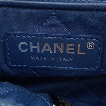 将图像加载到图库查看器中，CHANEL CHANEL22 ChainShoulder Bag BlueAS3260 Washed Denim Size Small
