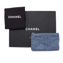 Load image into Gallery viewer, CHANEL CHANEL22 ChainShoulder Bag BlueAS3260 Washed Denim Size Small
