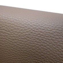 Load image into Gallery viewer, LOUIS VUITTON Capucines GaletM42253 Taurillon Leather Size MM
